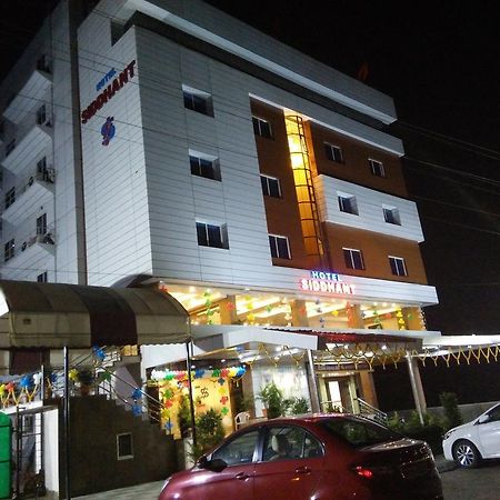Hotel Siddhant Индор Екстериор снимка